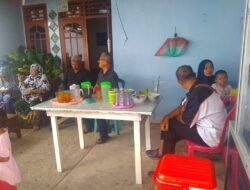 MENJELANG PILKADA ULANG RUSDI BETAMPIL DI KEDIAMAN PARA WARGA